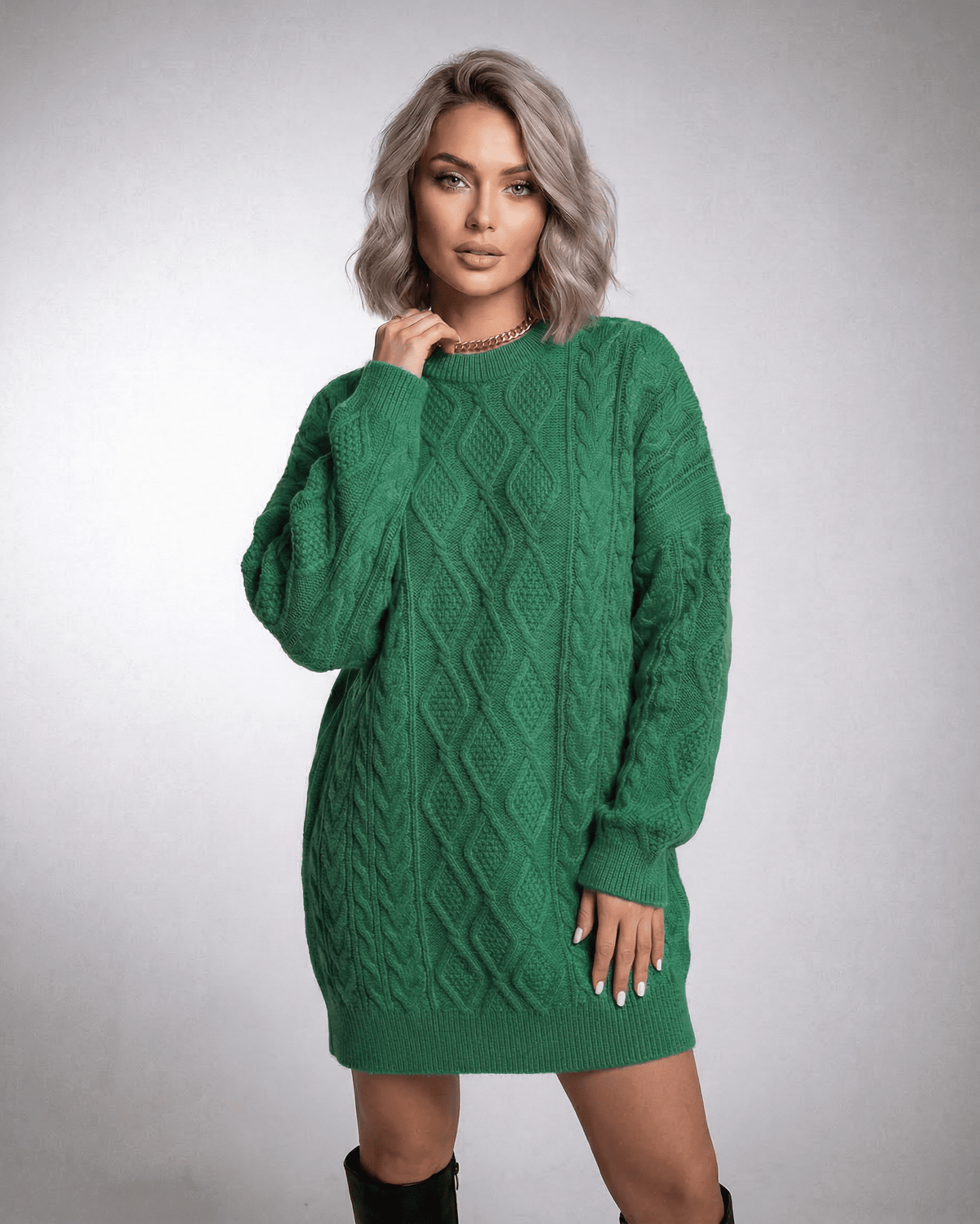 Ivy Mini Dress by Lauven in emerald green cable knit, featuring a loose fit and dropped long sleeves.