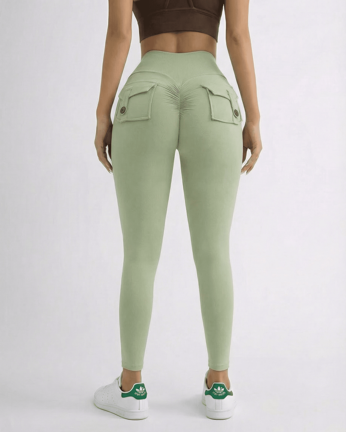 Iris Leggings Mint by Lauven - Ankle-length mint green leggings with pockets, featuring a high waistband and a flattering fit.