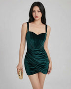 Siena Mini Dress by Lauven – Elegant emerald green velvet bodycon mini dress for party and cocktail events.
