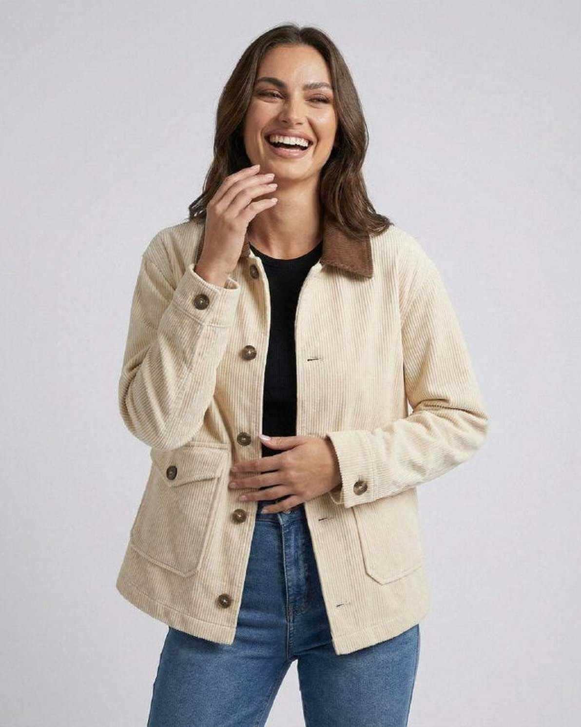 Sienna Jacket by Lauven - Women's oversized jacket in cream with contrast lapel, ideal for casual fall style.