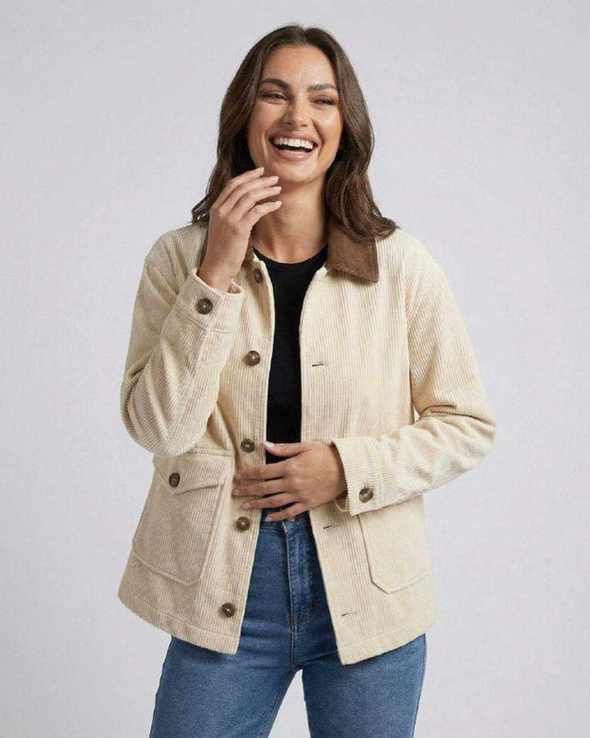 Sienna Jacket by Lauven - Women's oversized jacket in cream with contrast lapel, ideal for casual fall style.