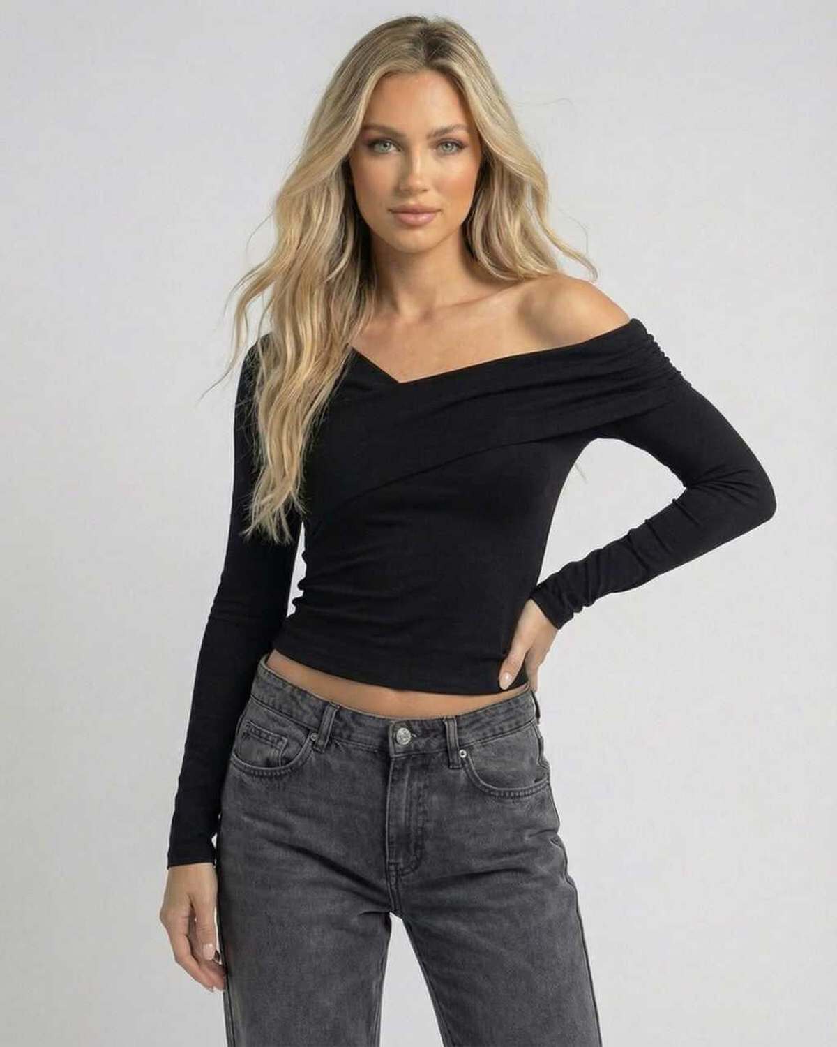 Vela Long Sleeve - Lauven women's long sleeve off-the-shoulder top in black, showcasing a flattering slim fit and chic design.